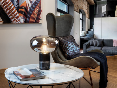 Lampe de table LED Fungi marbre noire